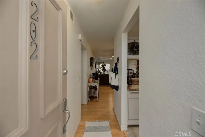 1919 E Beverly Way 202, Long Beach, California 90802
