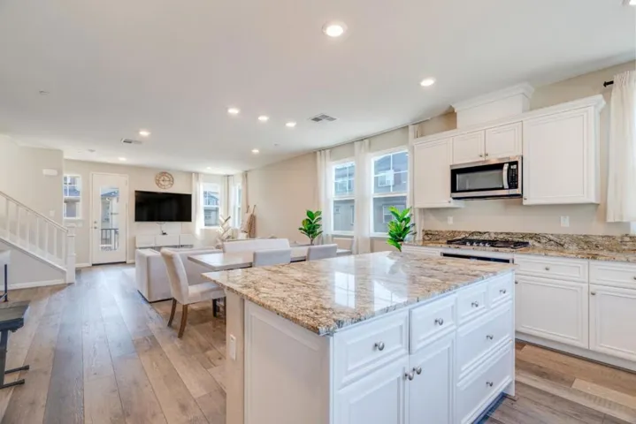 119 Sunswept Court, Hayward, California 94544