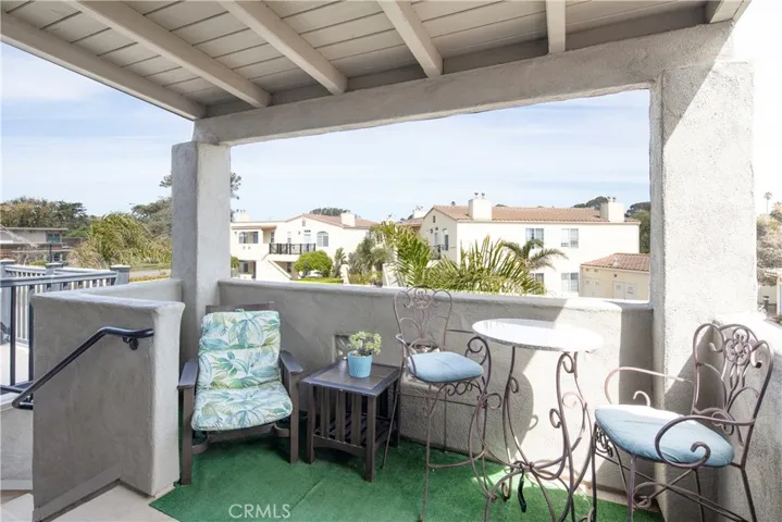 444 Pier Avenue 8, Oceano, California 93445
