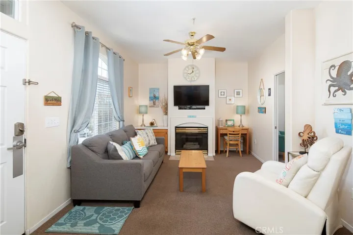 444 Pier Avenue 8, Oceano, California 93445