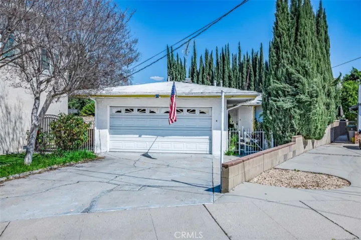 15431 Milbank Street, Encino, California 91436