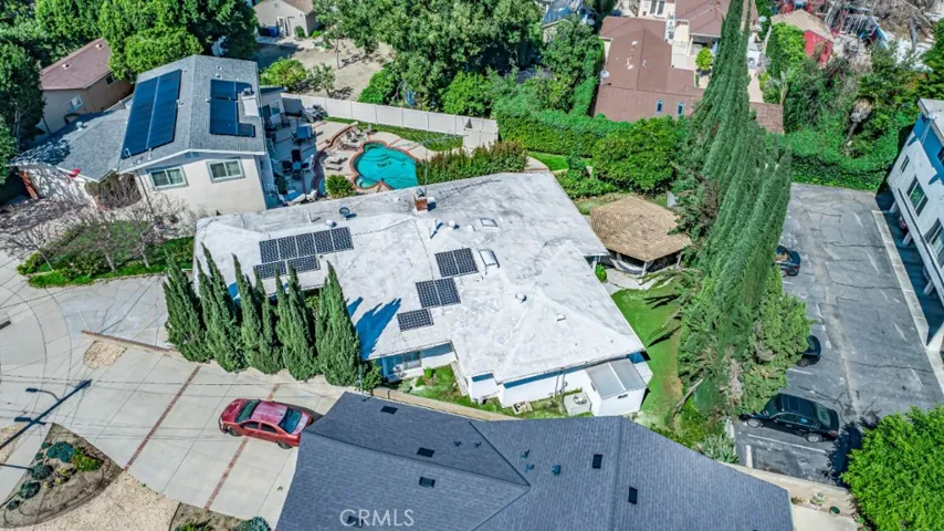 15431 Milbank Street, Encino, California 91436