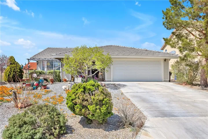 27052 Pirateer Lane, Helendale, California 92342