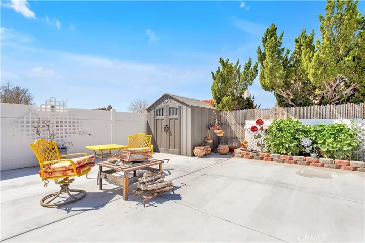 27052 Pirateer Lane, Helendale, California 92342