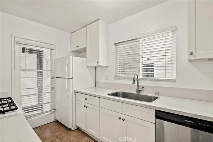 1728 Grevelia Street, South Pasadena, California 91030