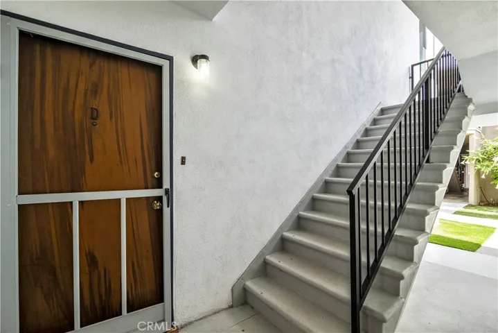 1728 Grevelia Street, South Pasadena, California 91030