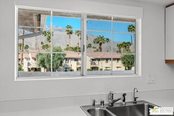 2701 E Mesquite Avenue C16, Palm Springs, California 92264