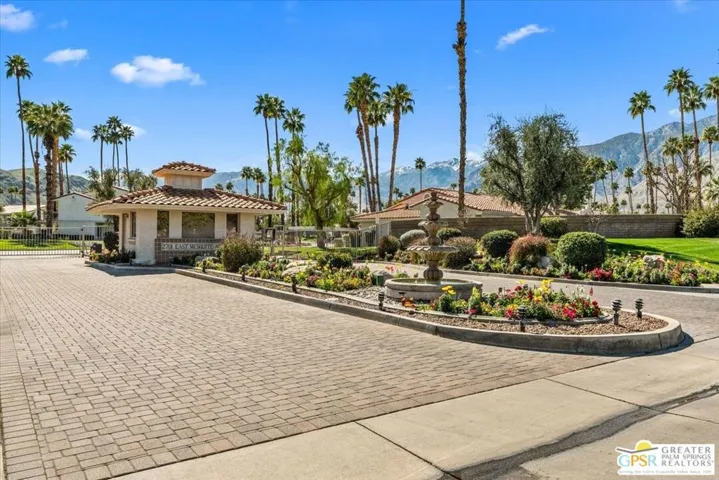 2701 E Mesquite Avenue C16, Palm Springs, California 92264