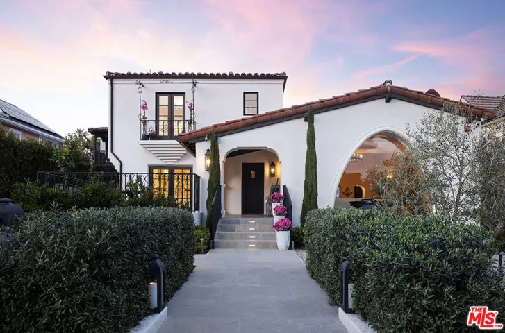 211 17th Street, Santa Monica, California 90402