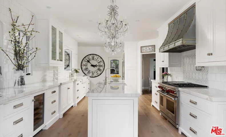 211 17th Street, Santa Monica, California 90402