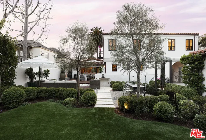 211 17th Street, Santa Monica, California 90402