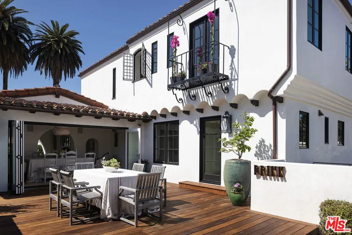 211 17th Street, Santa Monica, California 90402