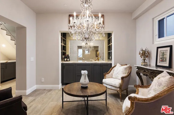 211 17th Street, Santa Monica, California 90402