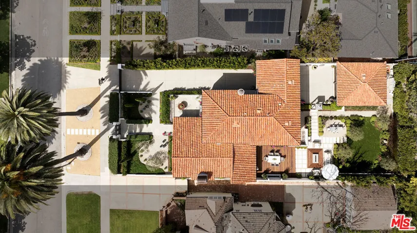 211 17th Street, Santa Monica, California 90402