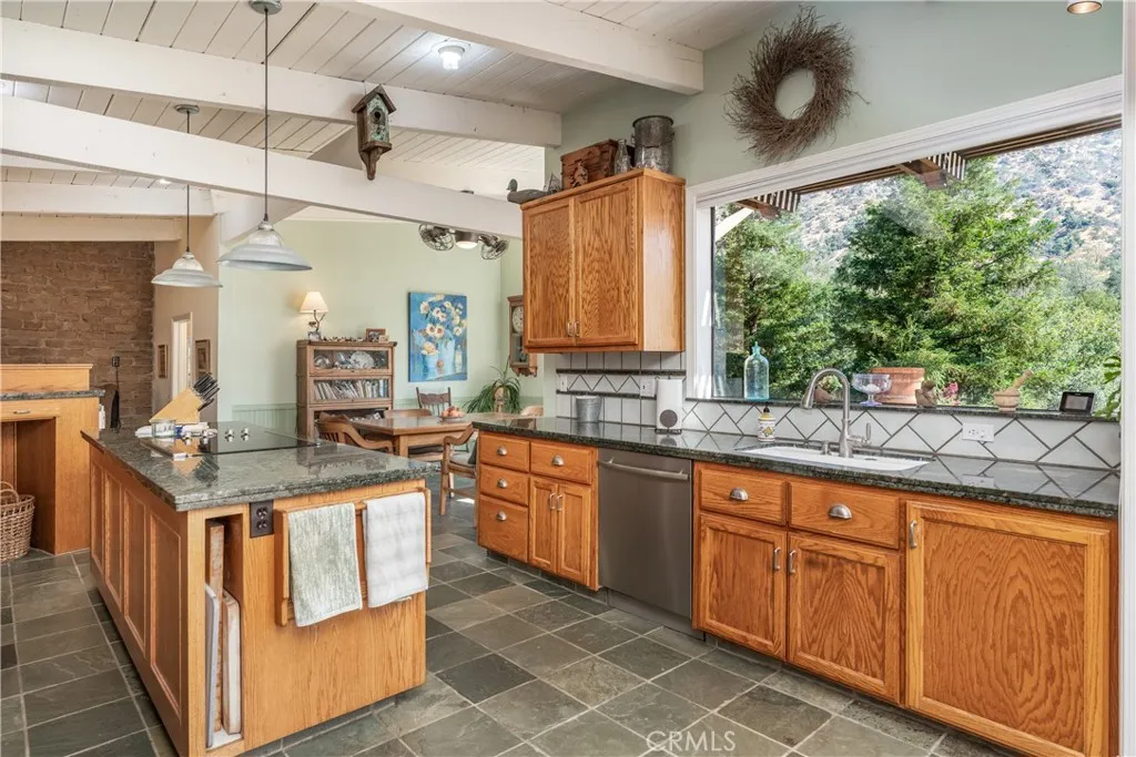 28646 Redinger Way, North Fork, California 93602 home-pic-16