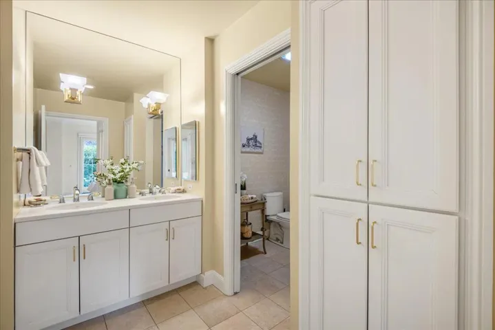 555 Byron Street 107, Palo Alto, California 94301