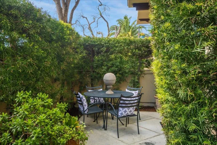 555 Byron Street 107, Palo Alto, California 94301