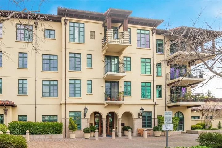 555 Byron Street 107, Palo Alto, California 94301