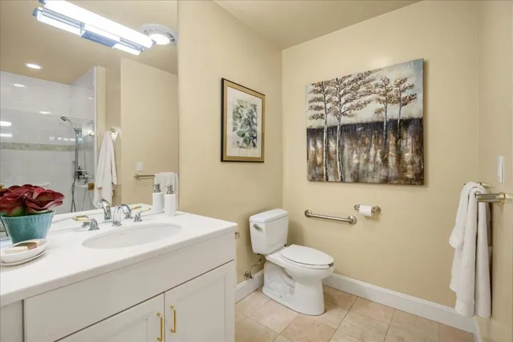 555 Byron Street 107, Palo Alto, California 94301