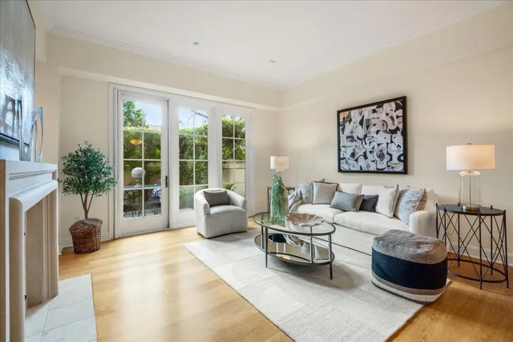 555 Byron Street 107, Palo Alto, California 94301