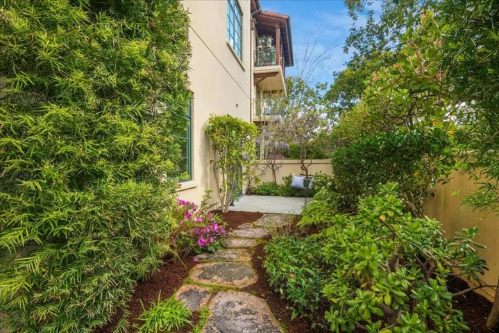 555 Byron Street 107, Palo Alto, California 94301