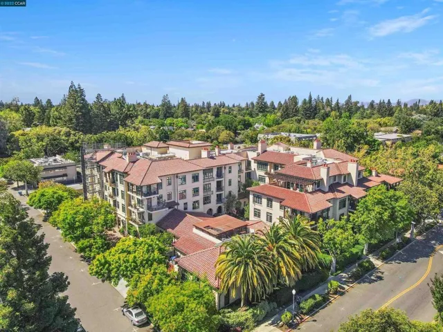 555 Byron Street 107, Palo Alto, California 94301