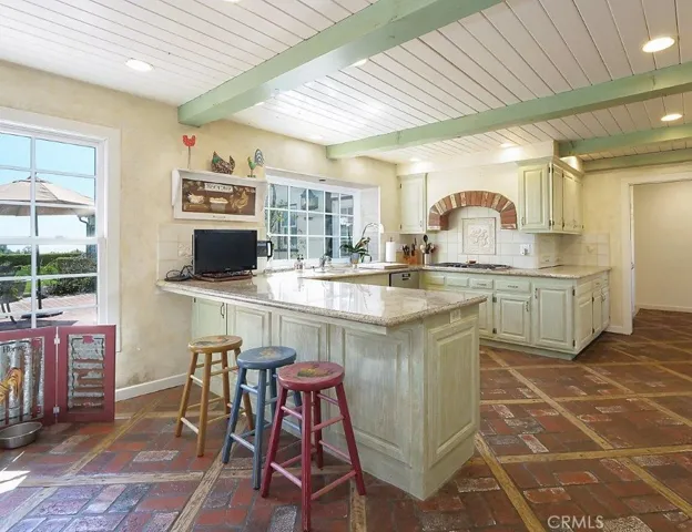 3242 Parkhurst Drive, Rancho Palos Verdes, California 90275