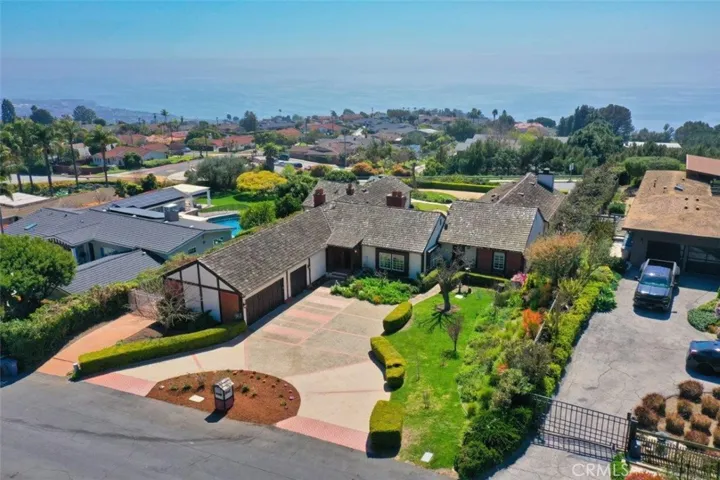 3242 Parkhurst Drive, Rancho Palos Verdes, California 90275
