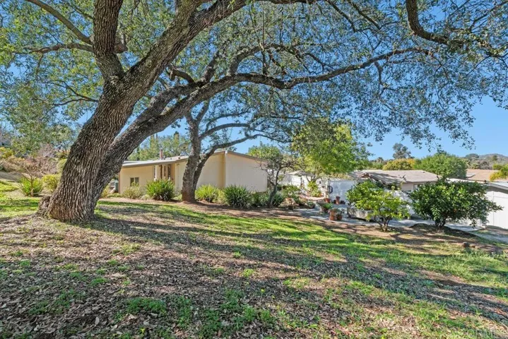 18218 Paradise Mountain Rd Spc 205a, Valley Center, California 92082