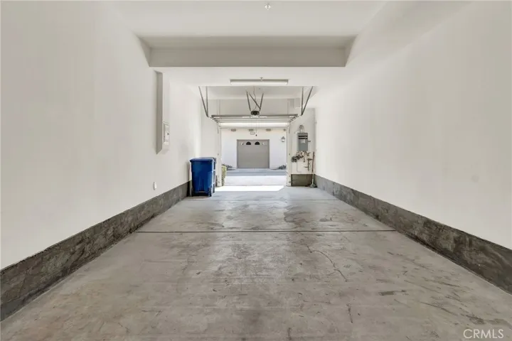 986 Sweetbriar Lane B, Azusa, California 91702