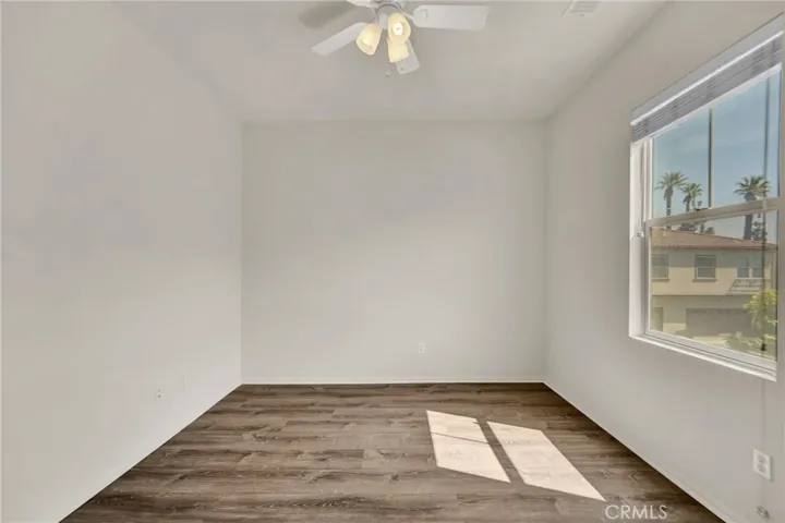 986 Sweetbriar Lane B, Azusa, California 91702