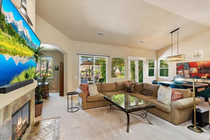 07-Living Room