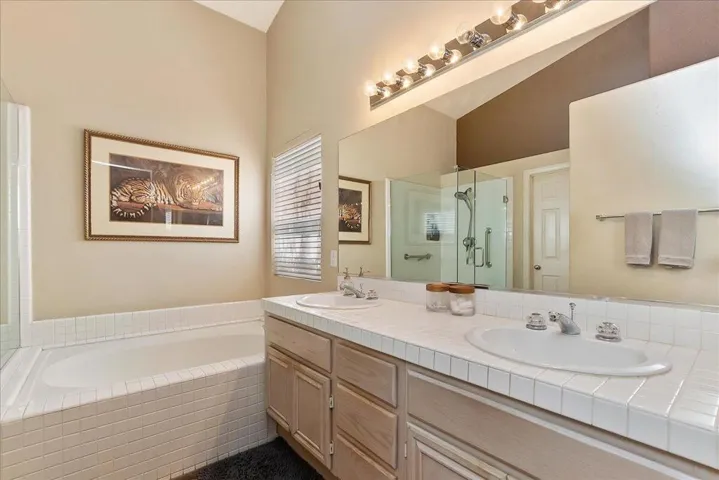 23-Primary Bathroom