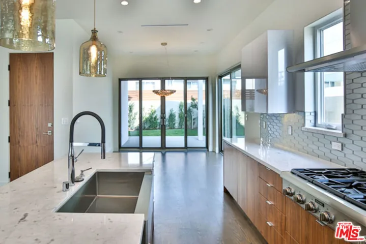 View to outdoor space