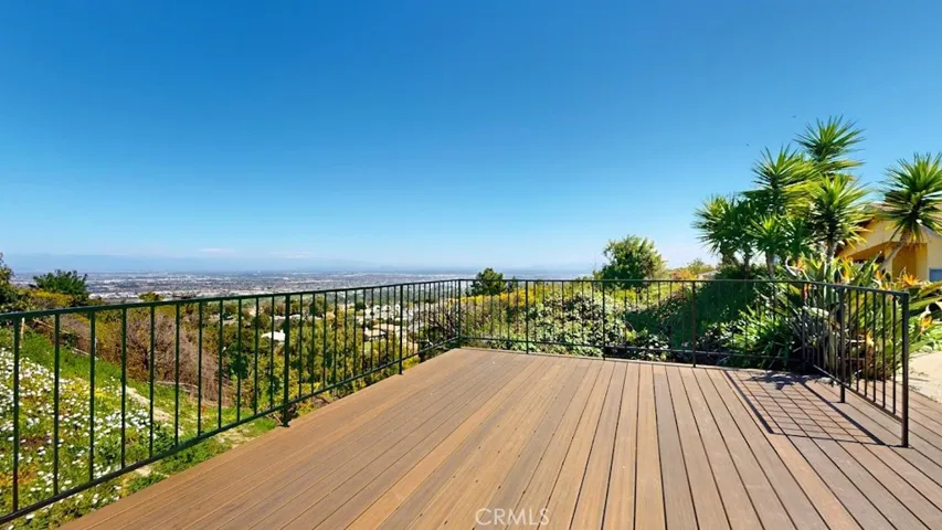 27844 Longhill Drive, Rancho Palos Verdes, California 90275