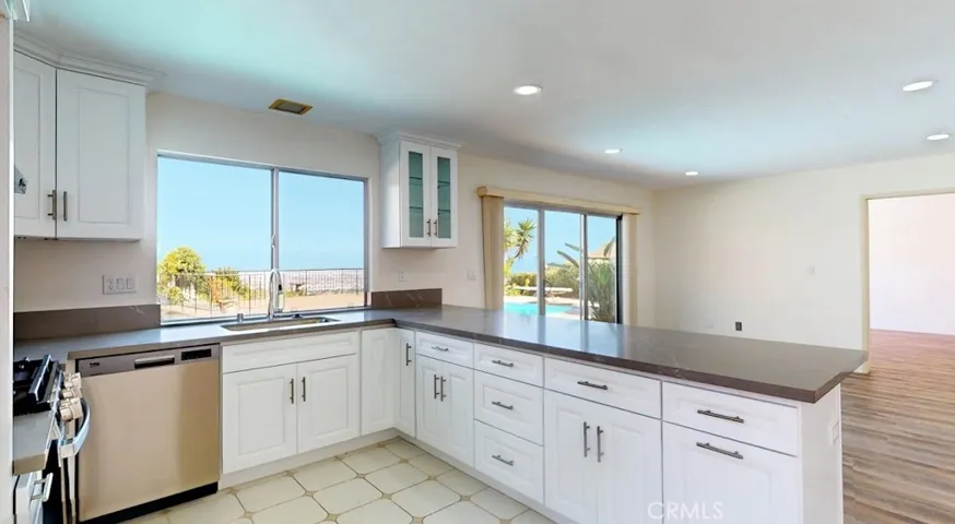 27844 Longhill Drive, Rancho Palos Verdes, California 90275