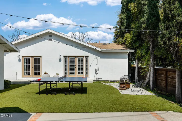17320 Califa St 025-mls