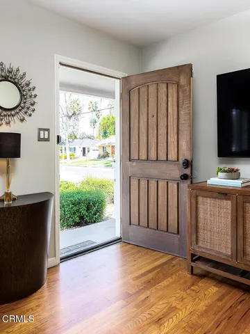 17320 Califa St 004-mls