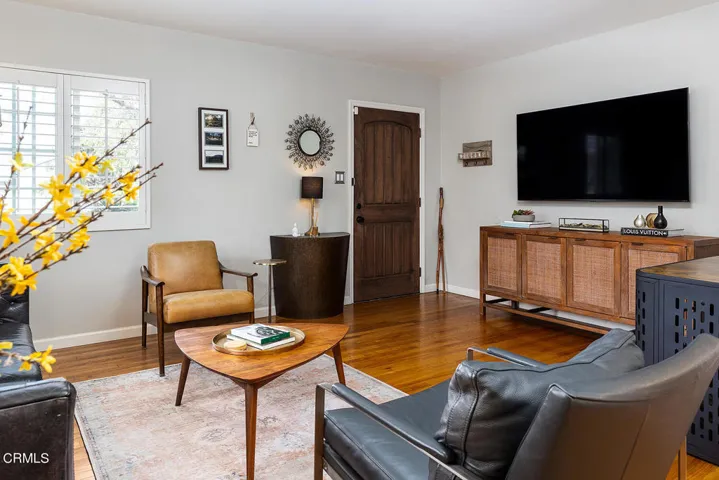 17320 Califa St 005-mls