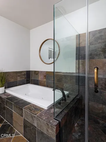 17320 Califa St 017-mls
