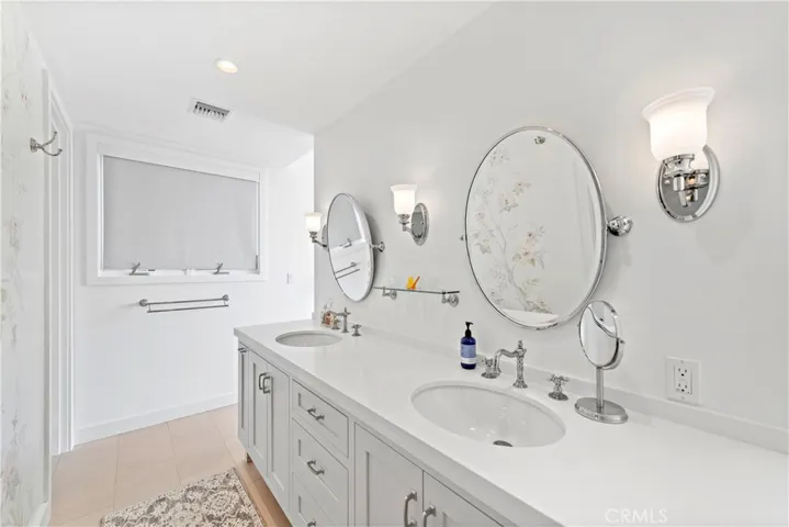 219 Emerald Bay, Laguna Beach, California 92651