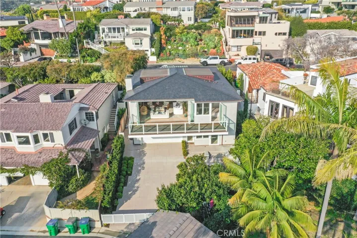 219 Emerald Bay, Laguna Beach, California 92651