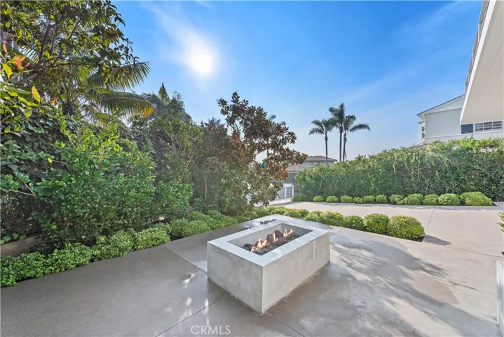 219 Emerald Bay, Laguna Beach, California 92651