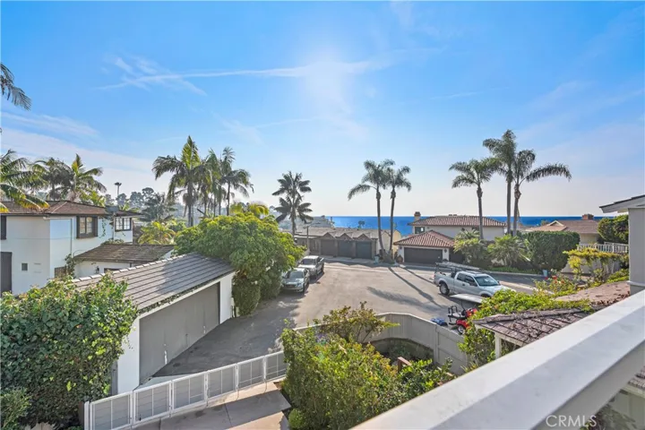 219 Emerald Bay, Laguna Beach, California 92651