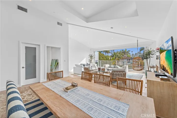 219 Emerald Bay, Laguna Beach, California 92651