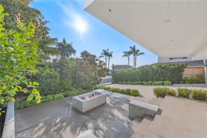 219 Emerald Bay, Laguna Beach, California 92651