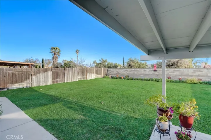 15975 Hibiscus Street, Fontana, California 92335