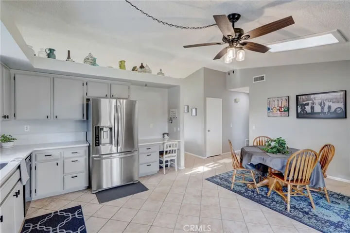 15975 Hibiscus Street, Fontana, California 92335