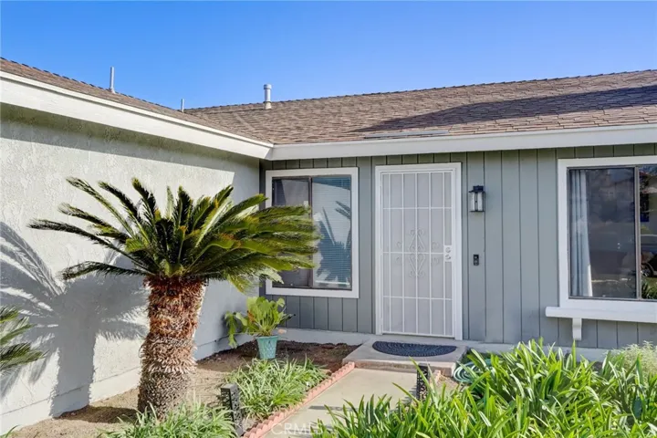 15975 Hibiscus Street, Fontana, California 92335