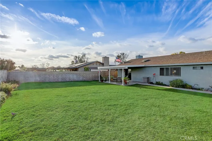 15975 Hibiscus Street, Fontana, California 92335